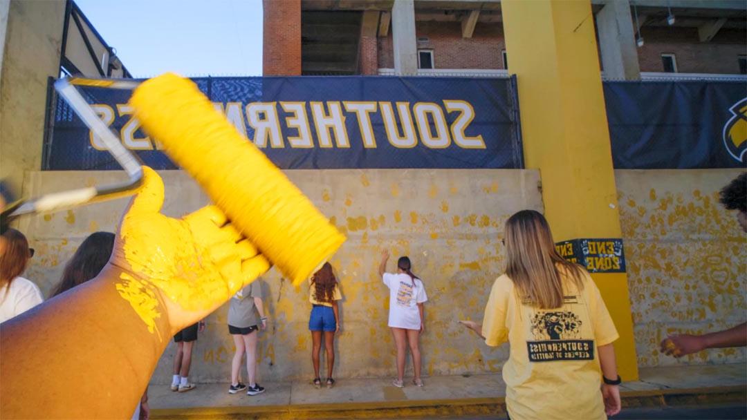 Painting the Eagle Walk